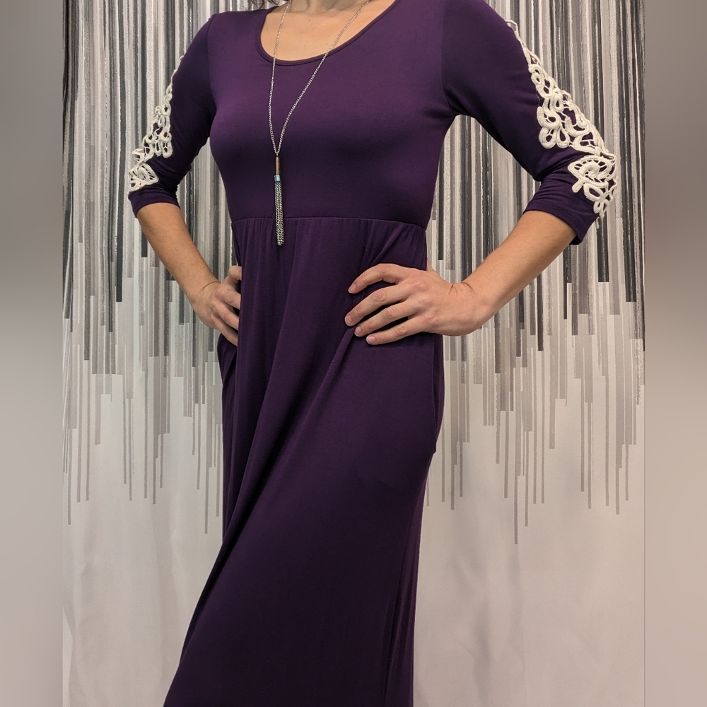 NWOT Long purple dress with vintage lace detail - size Small (new w/o tags) 😍